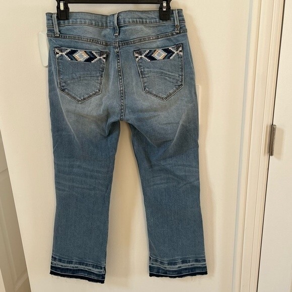 Driftwood Colette Embroidered Released Hem Jeans 28 - Picture 9 of 11